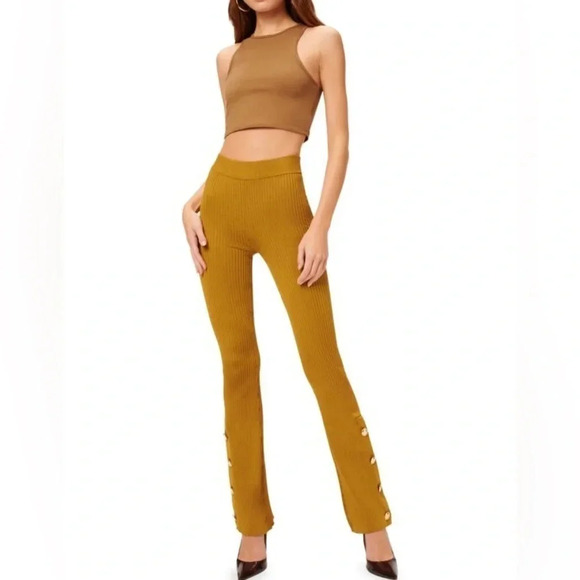 GOOD AMERICAN Plaited Boss Flare Pants Golden Brown 4 - Picture 2 of 12